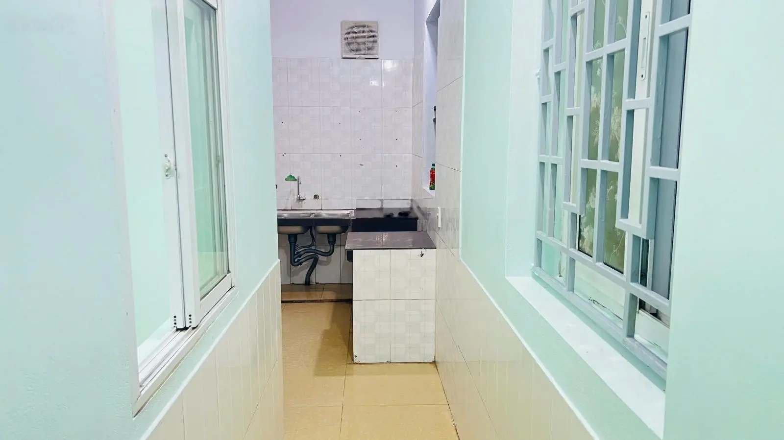 Bán căn nhà tại phường Hoàng Lâm giá rẻ 1tỷxx, gần Nam Cầu Kiền