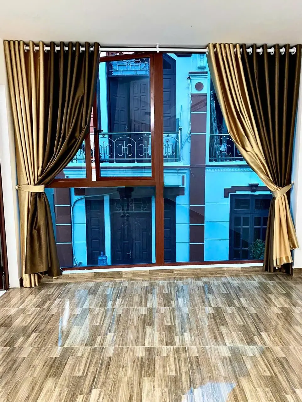Gấp, bán nhà mới Kim Giang Thanh Xuân (ngõ 908)