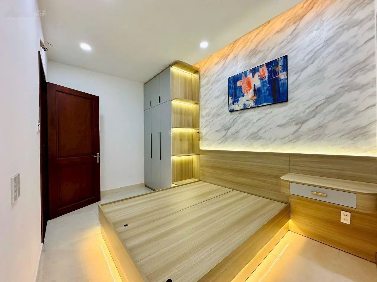 Nhà Thạnh Lộc 15, Quận 12 - 1 trệt 4 lầu sổ riêng, đường 12m. Giá 6.1 tỷ TL