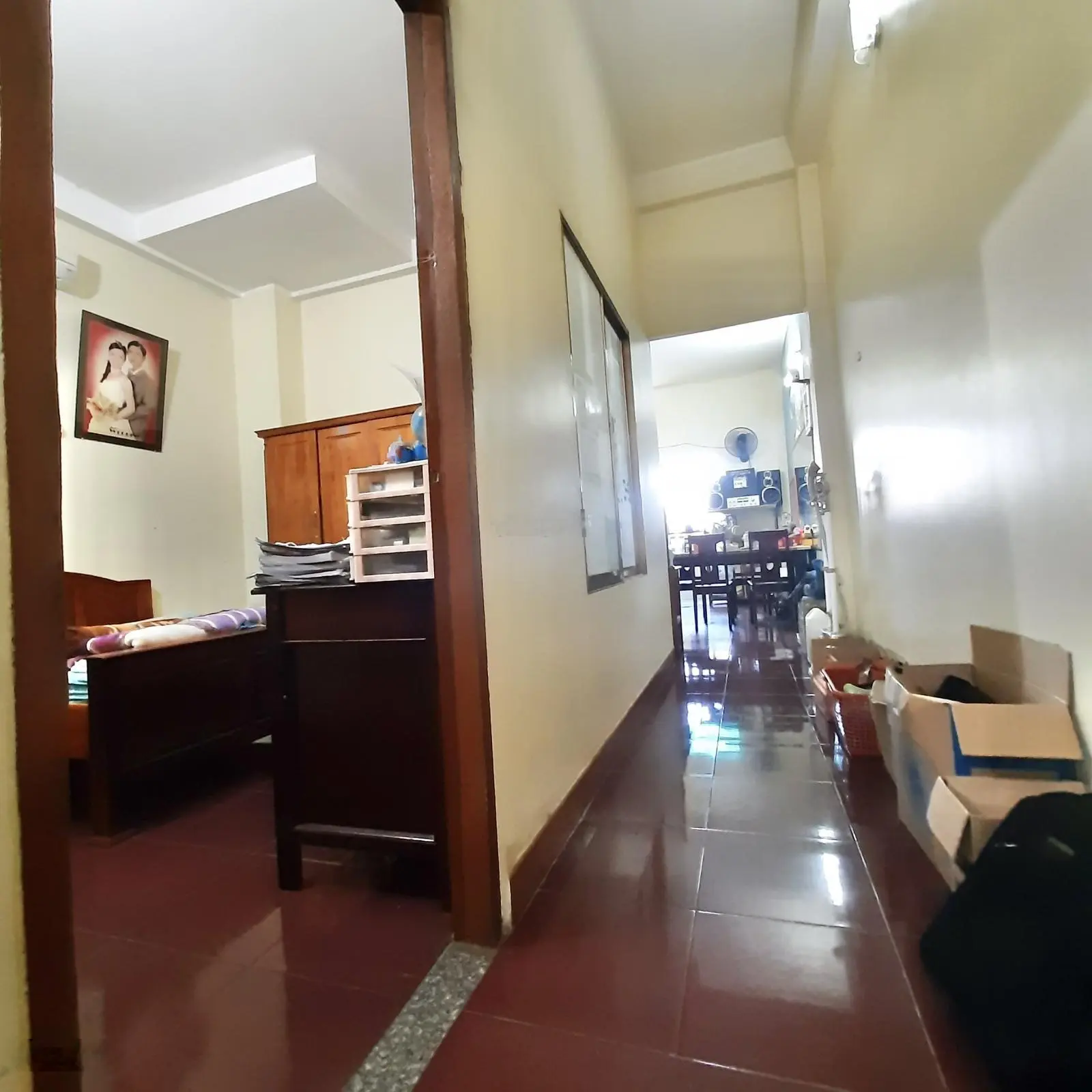 Cần bán nhà lầu trệt hướng đông nam mát mẻ ngay đường cây da sát ngã tư chiêu liêu tp dĩ an