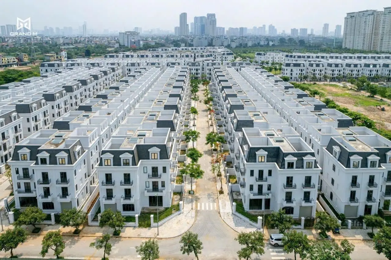 Bán biệt thự Solasta Mansion 212m2, giá 32.5 tỷ. LH 0904 682 ***