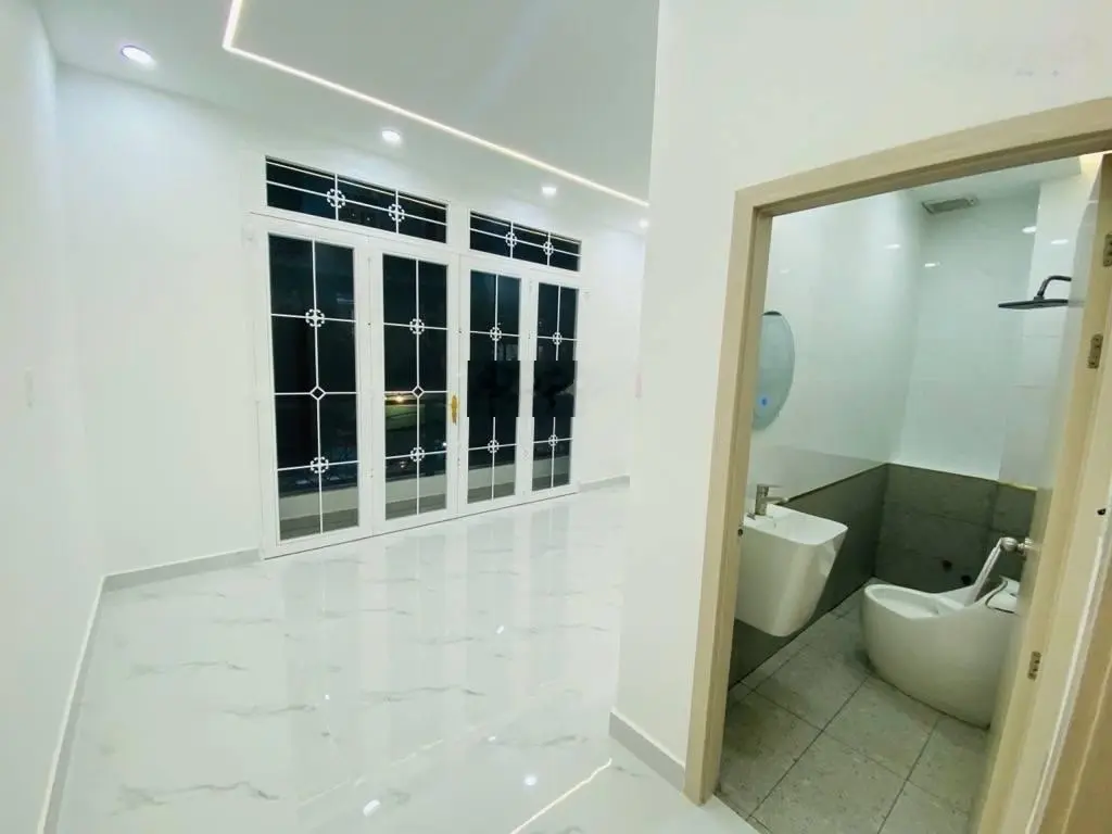 BÁN NHÀ ĐƯỜNG 6M, SÁT MT TÂN HÒA ĐÔNG - BÌNH TÂN, 5mx13,5m - 4 tầng mới đẹp - 7.3 tỷ