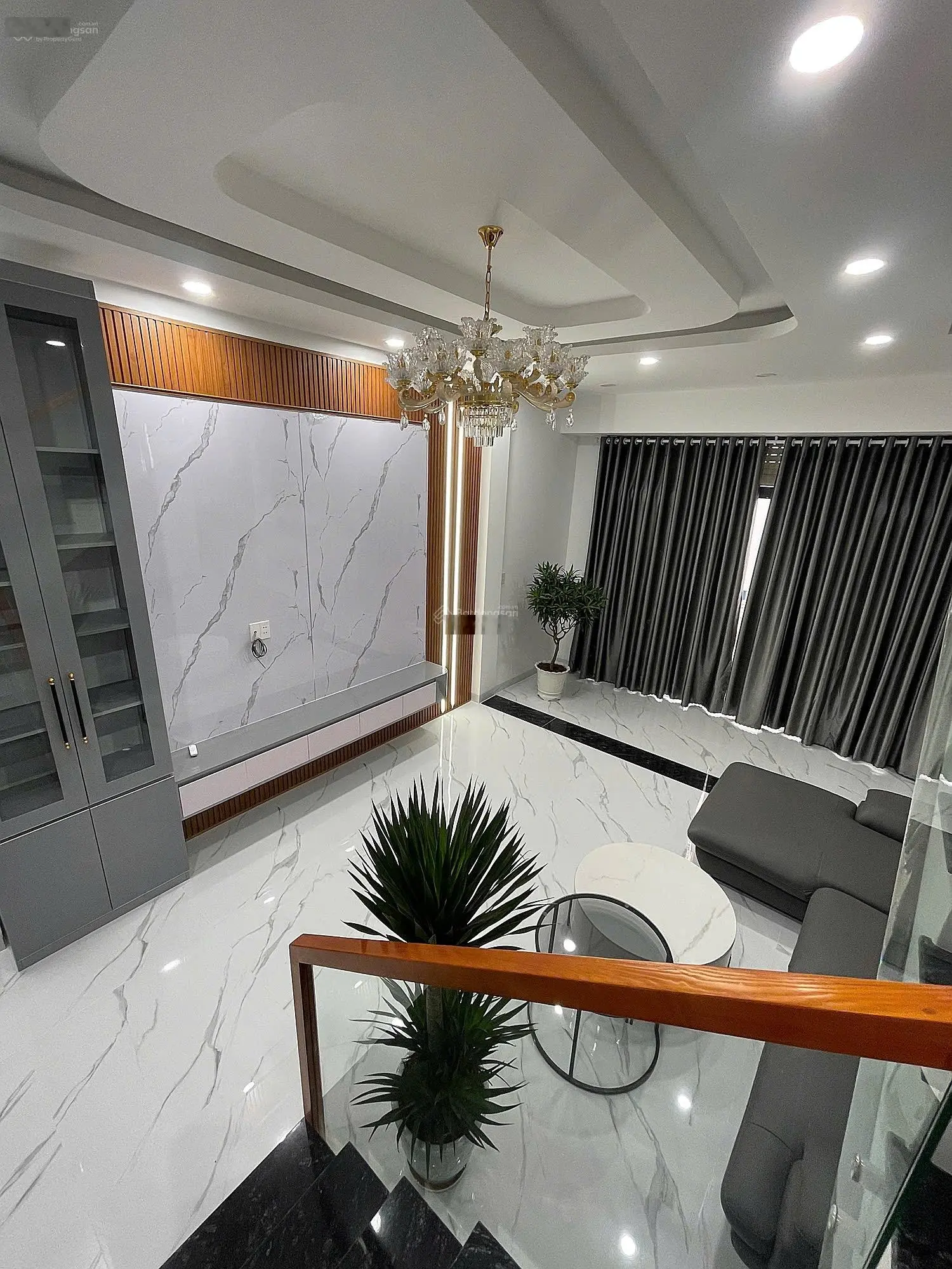 3tỷ950 thương lượng .chủ gửi bán căn nhà 1t2l phường quang vinh.dt: 64m2. hoàn công: 158m2