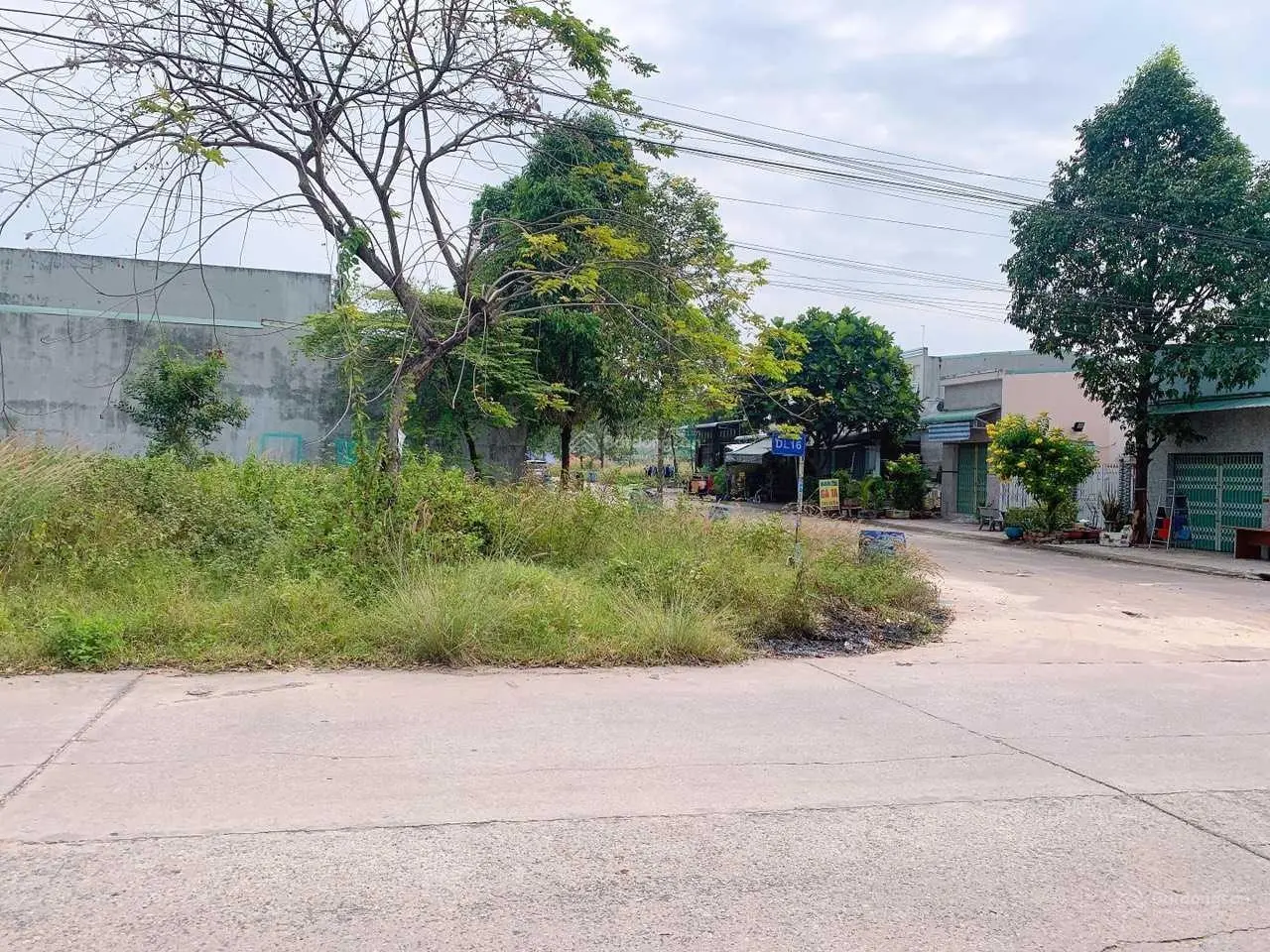 Gia đình về quê định cư nên cần bán lại lô đất giá rẻ ở Thới Hòa - TX Bến Cát - Bình Dương