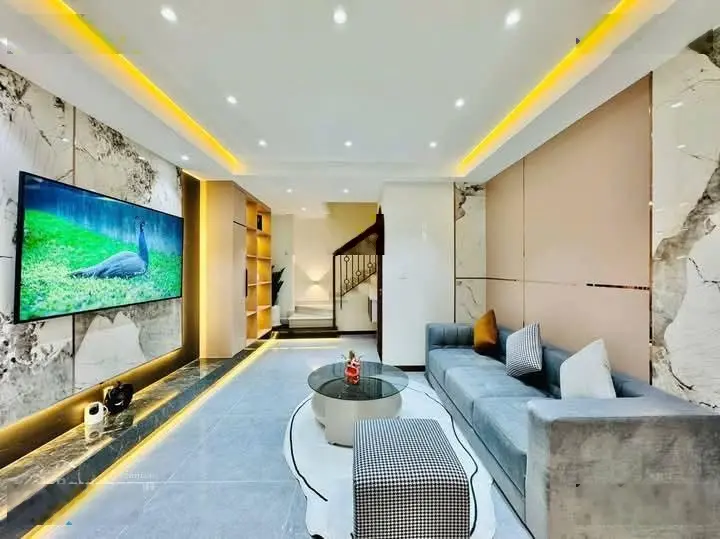Siêu phẩm nhà ngộp đ.Nam Cao, Quận 9. Giá 2,35 tỷ, DT 64m2, LH Như 0766372453, sang tên ngay