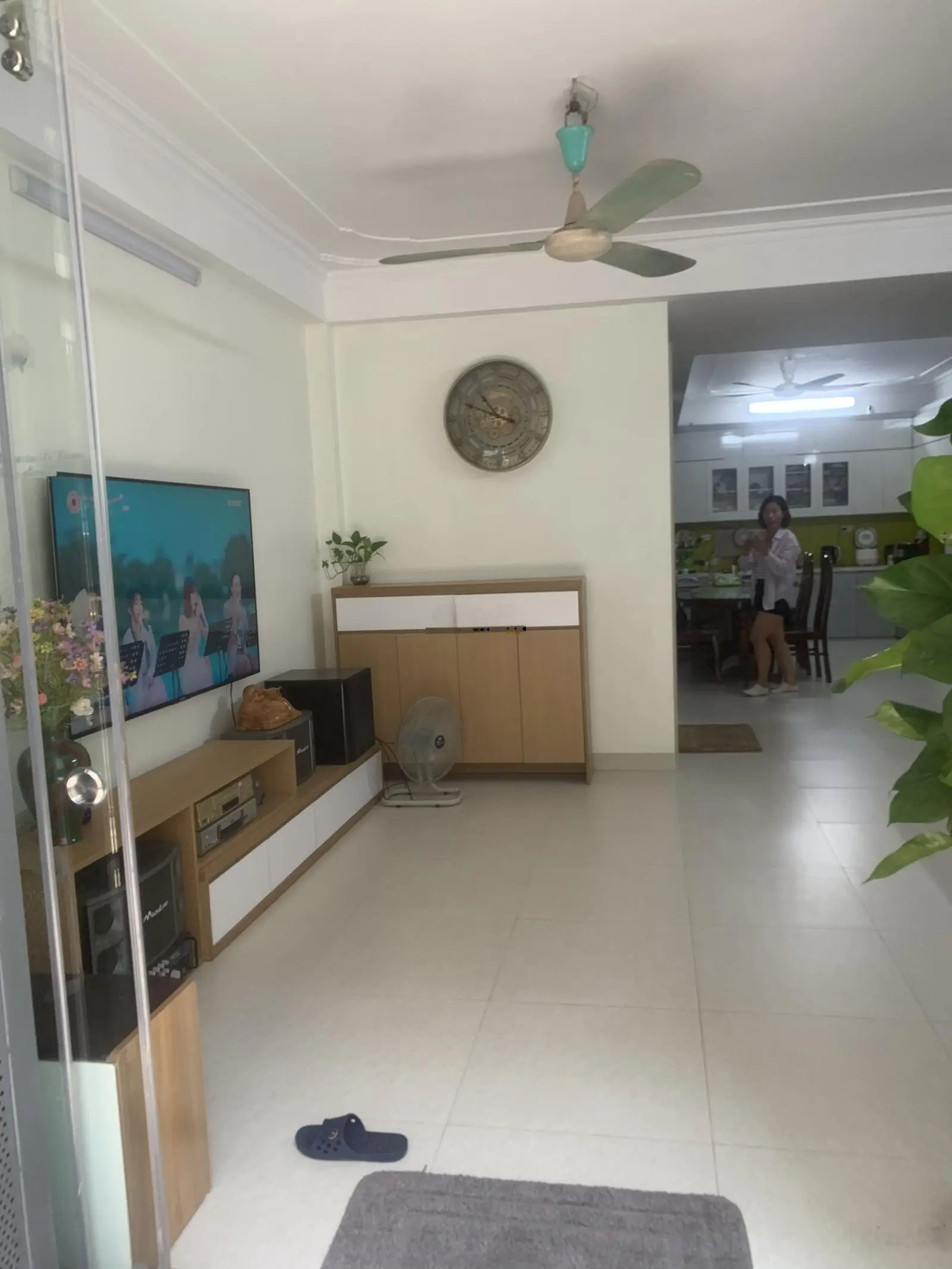 Bán nhà Trương Định 80m-10m ra mặt phố-thang máy 5T - sân để xe riêng-nhà đẹp - T1 kinh doanh-6ngủ