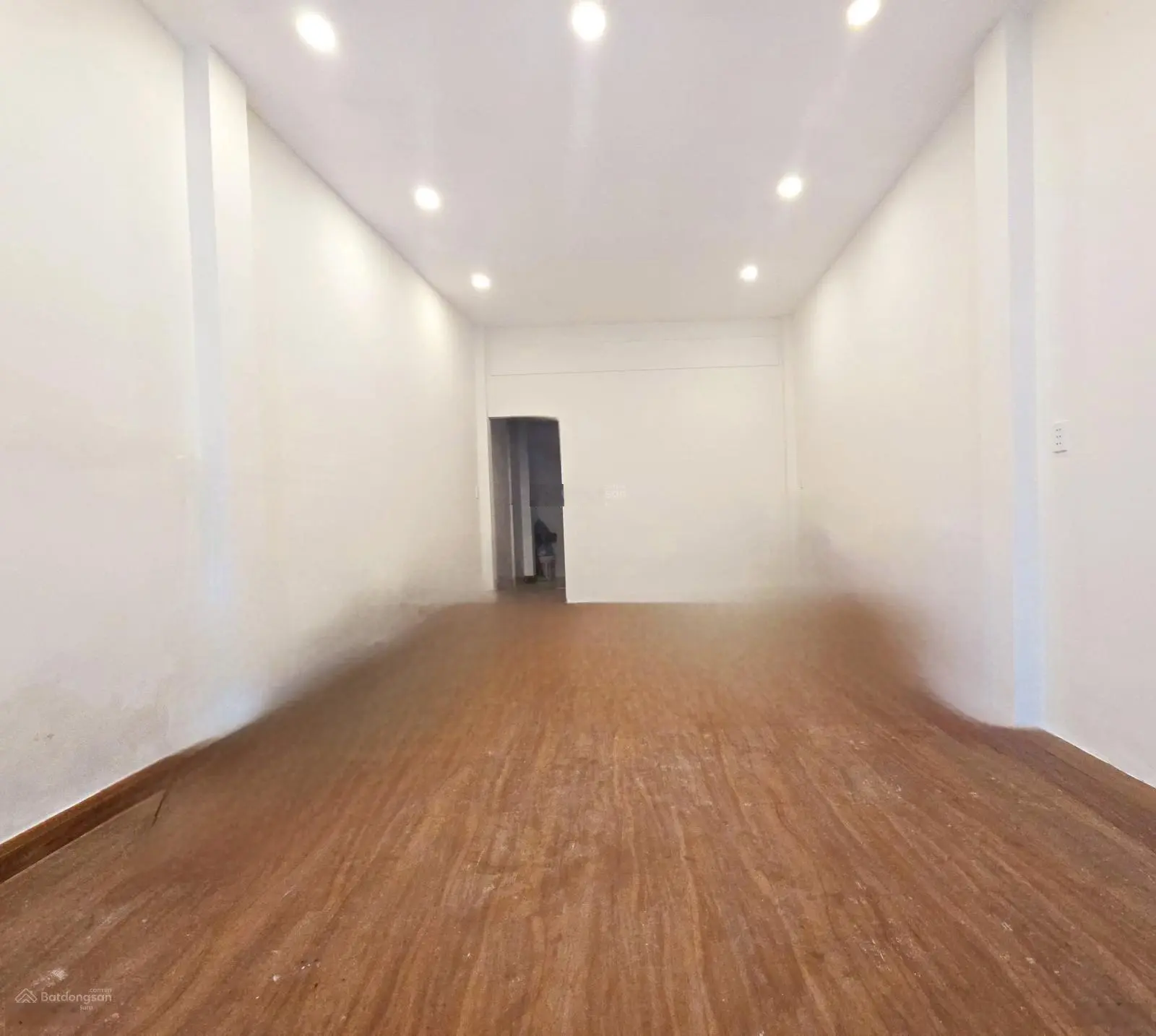 Bán nhà mặt phố Nguyễn Cửu Vân 20,999 tỷ 84m2 4PN 4PT