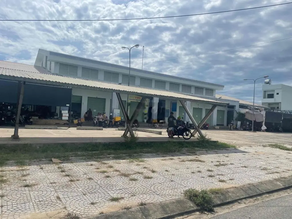 Ra nhanh lô đất cạnh chợ điện nam bắc giá tốt
