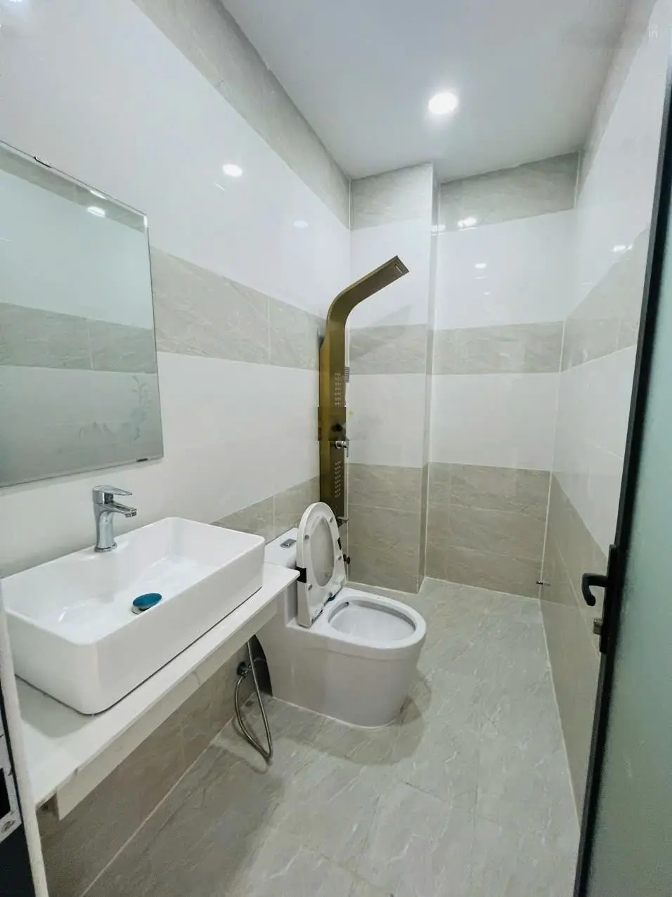 Bán nhà Bình Tân - đường Lê Văn Quới (4m*16m - đúc 4,5 tấm - 7tỷ45 TL) hẻm nhựa 8m sát chợ Bốn Xã