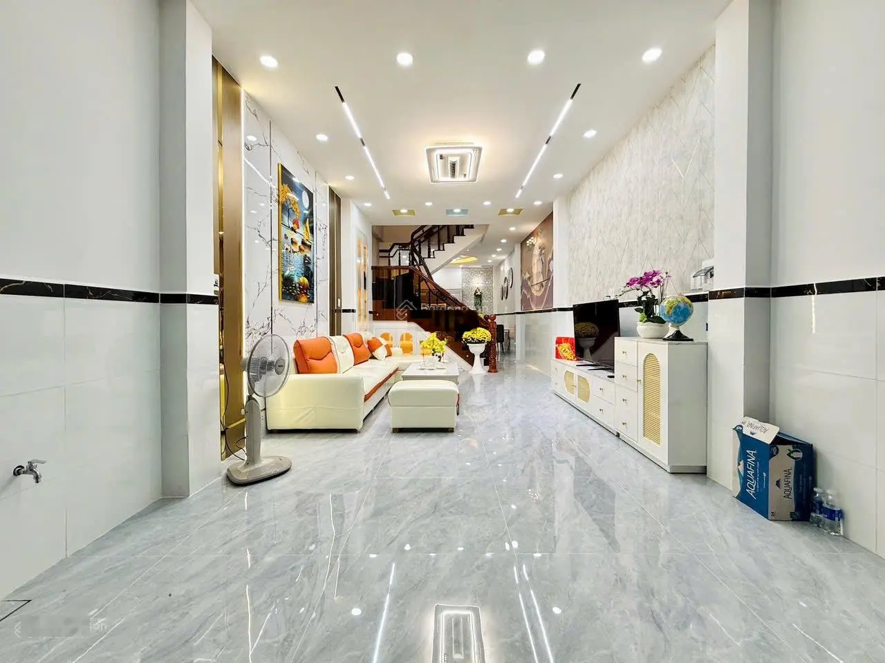 Đi nước ngoài bán gấp 2.12tỷ nhà nguyễn đình chiểu q3 54m2 tặng nội thất dọn vào ở ngay đc