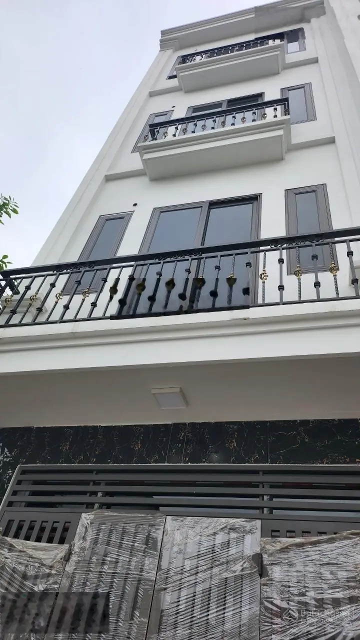 Siêu hiếm nhà đẹp mới tinh ô tô cách nhà 70m tại Tựu Liệt DT 40m x 3.5 tầng giá 2,98tỷ