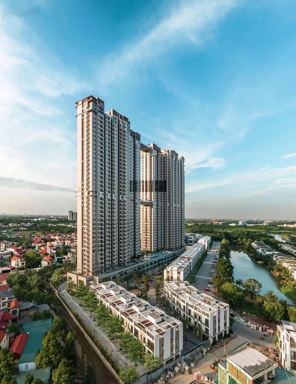 Bán nhà phố Sky Oasis, trước cửa S1 - S2, diện tích 93.5m2, mặt tiền 5.5m, giá 23,x tỷ