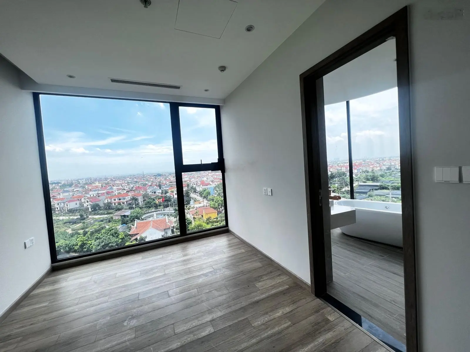 BÁN 3PN - KHOÁNG NÓNG TẬN PHÒNG - GIÁ TỐT NHẤT THỊ TRƯỜNG