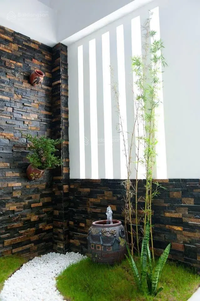 Bán đất tặng nhà 4 tầng đường 7,5m Dương Đình Nghệ gần biển Mỹ Khê