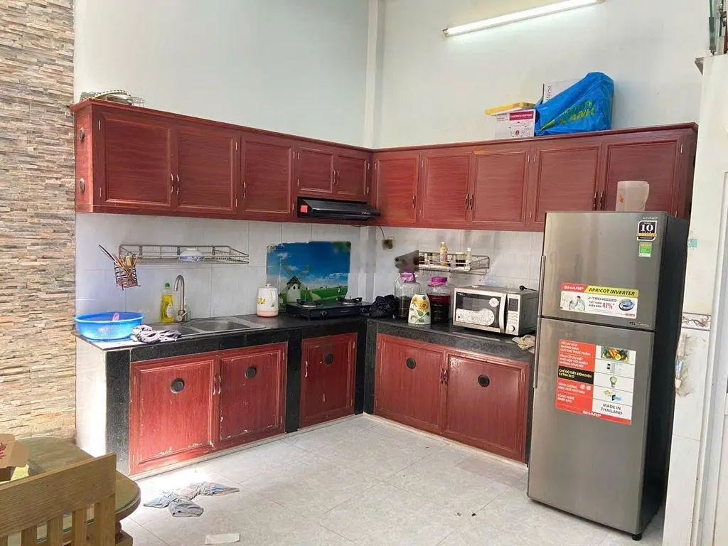 Bán nhà 2 lầu chỉ 4,25 tỷ Nguyễn Duy Trinh Q9. DT 54m2 SHR. LH 0777066878