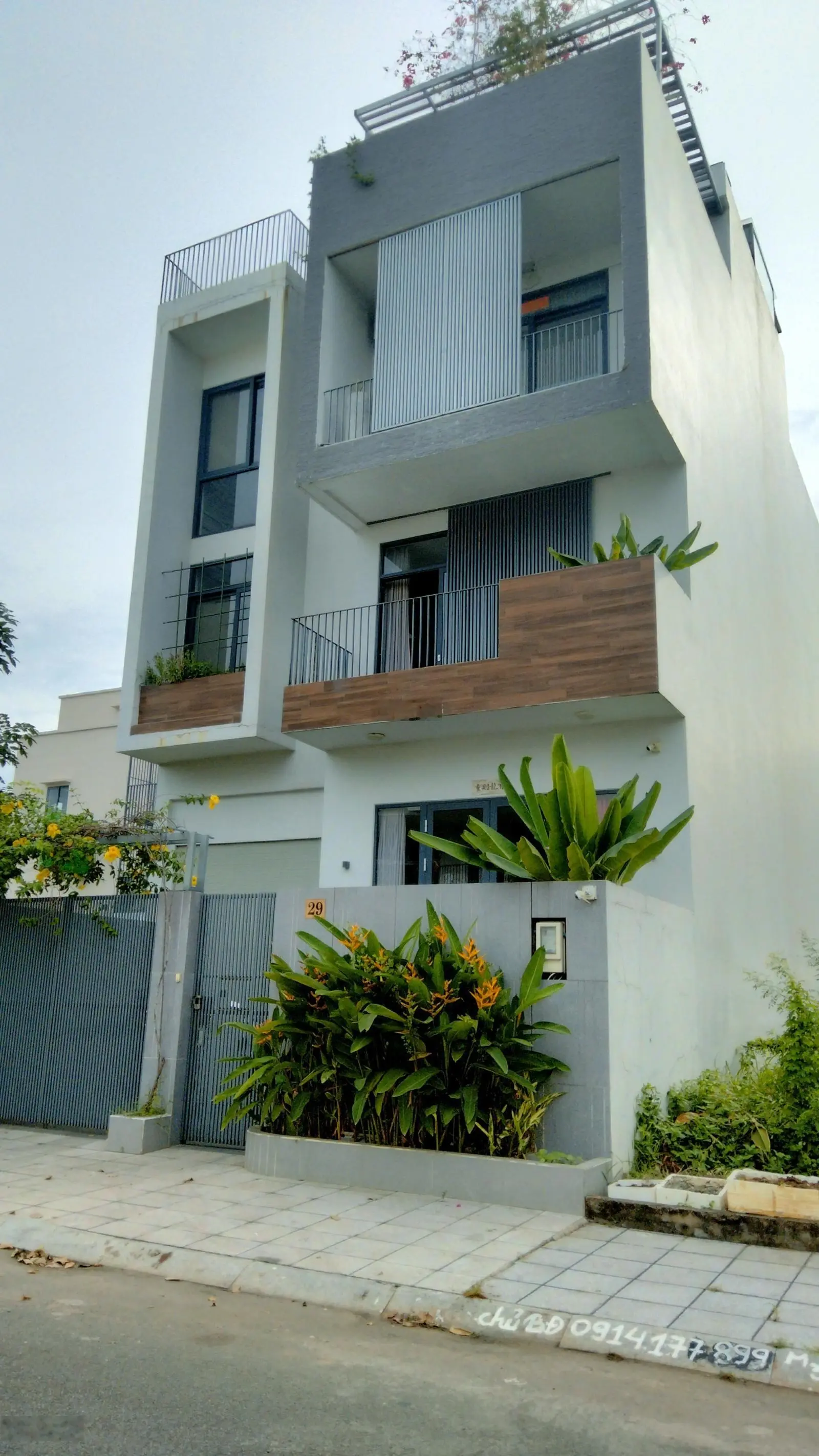 Bán biệt thự 160m2 (8x20)m, 5T BTCT Thạnh Mỹ Lợi, TP Thủ Đức, chính chủ gửi
