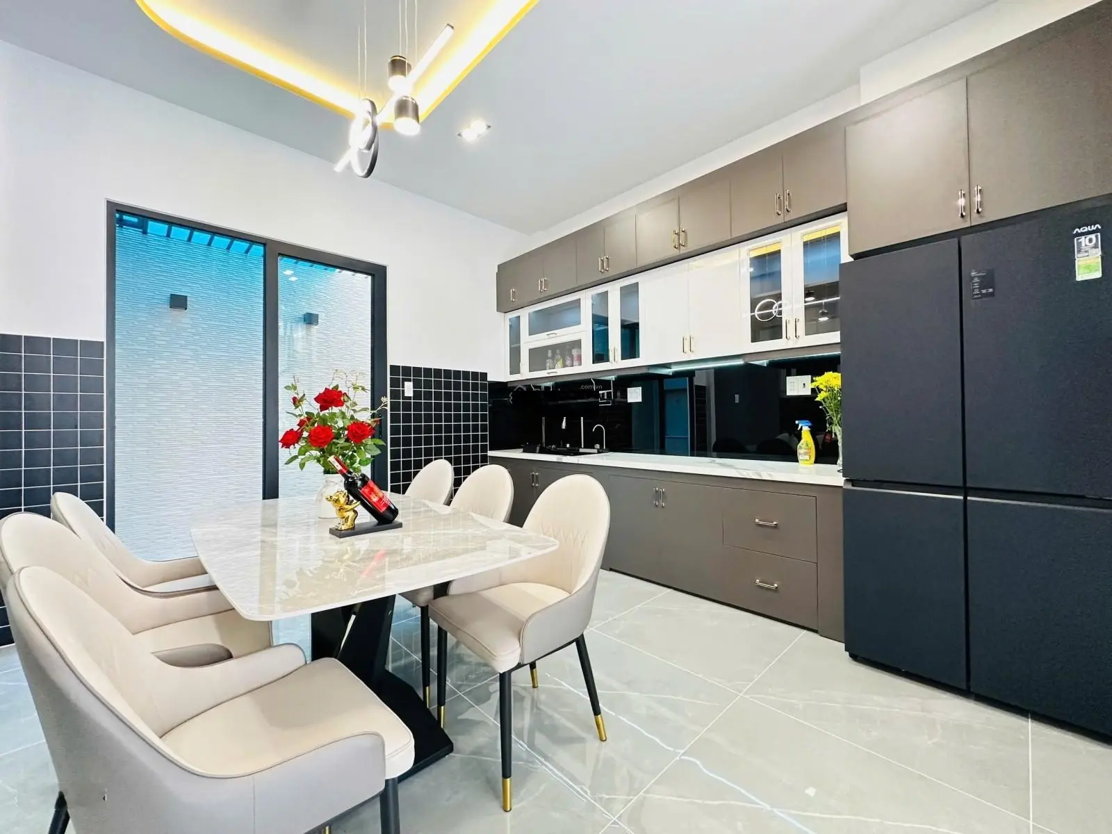 Nhà Vip Trường Thọ, lô góc 2 mặt hẻm xe hơi, 2 tầng, 78m2, SHR, nhỉnh 5 tỷ