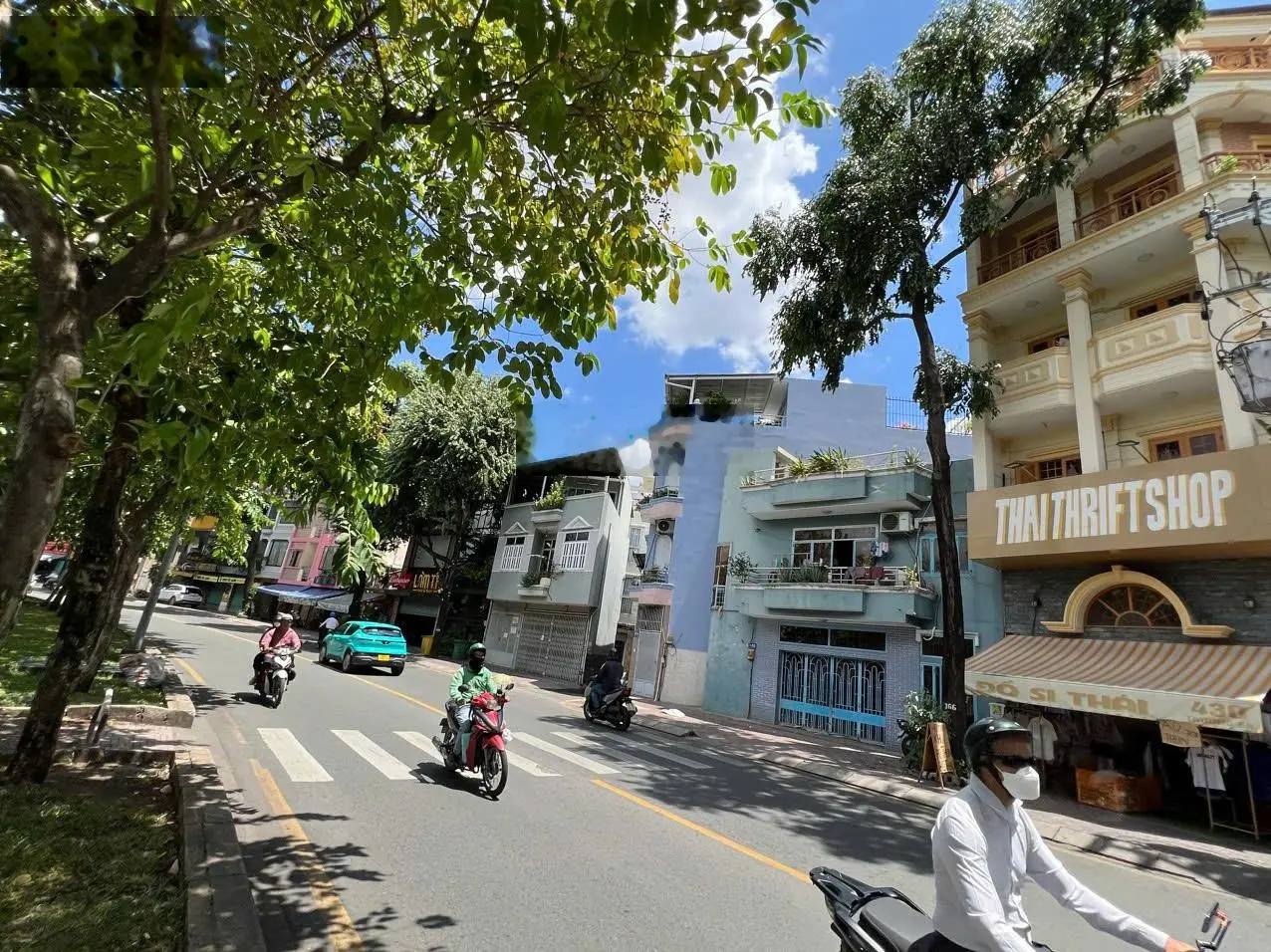 Bán gấp tòa nhà góc 2 mặt tiền Hầm 7 Tầng_HĐT 300Tr/tháng đường Trường Sa, P2, Q.Phú Nhuận