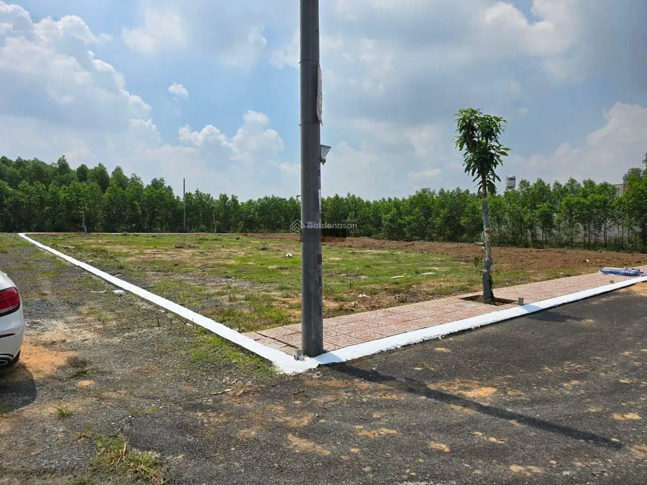 Nhanh tay sở hữu lô đất đẹp gần Sân Bay với dt 90m2.SHR từng nền. LH 0765 711 ***