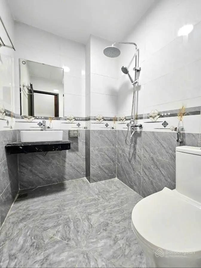 Siêu phẩm phân lô ngõ 205 Xuân Đỉnh, diện tích 33m2, 5 tầng, mặt tiền 4m chỉ 6.55 tỷ, sát ô tô