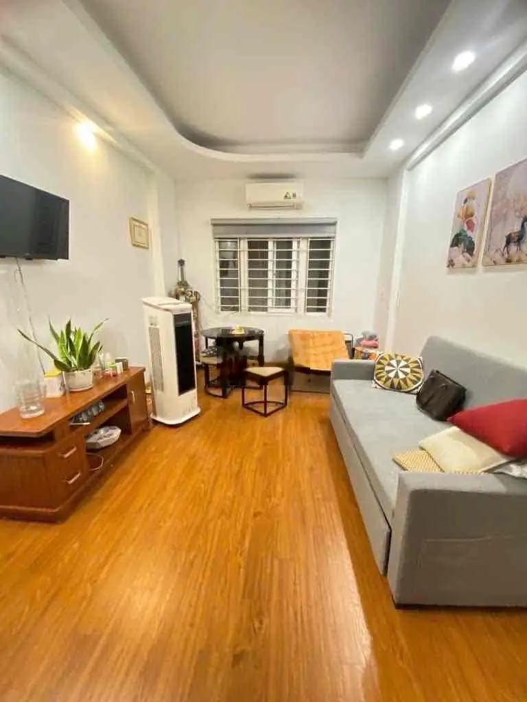 Nhà đẹp Xuân Đỉnh Ngõ Nông - 35m2. 6 tầng. Tặng full đồ. Giá 6.X Tỷ