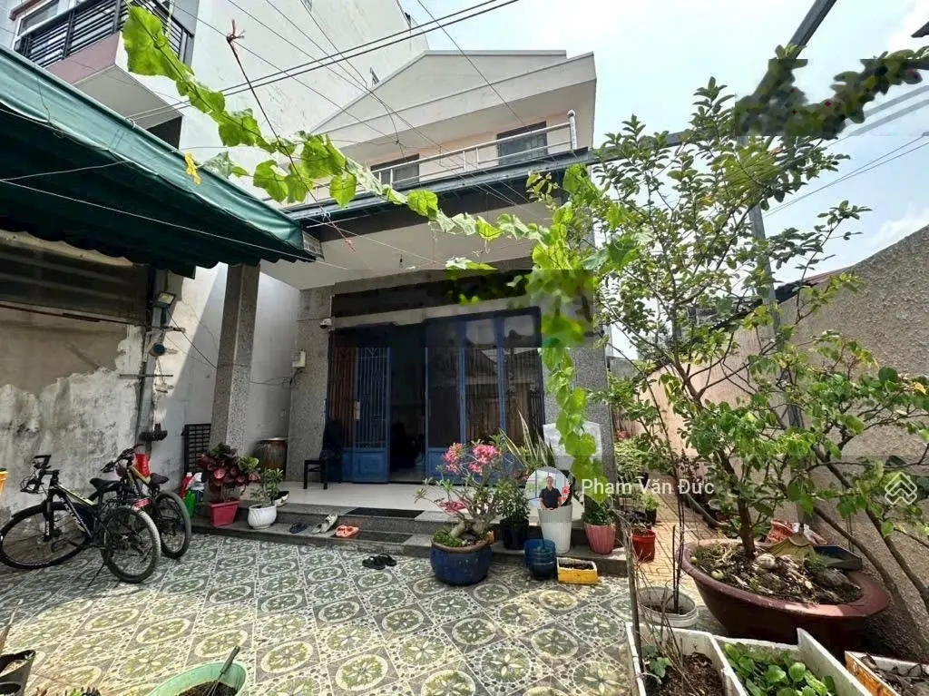 Bán nhà trệt lầu đường thông KĐT Vạn Phúc và đường Số 9. DT 240m2 (7x33m)