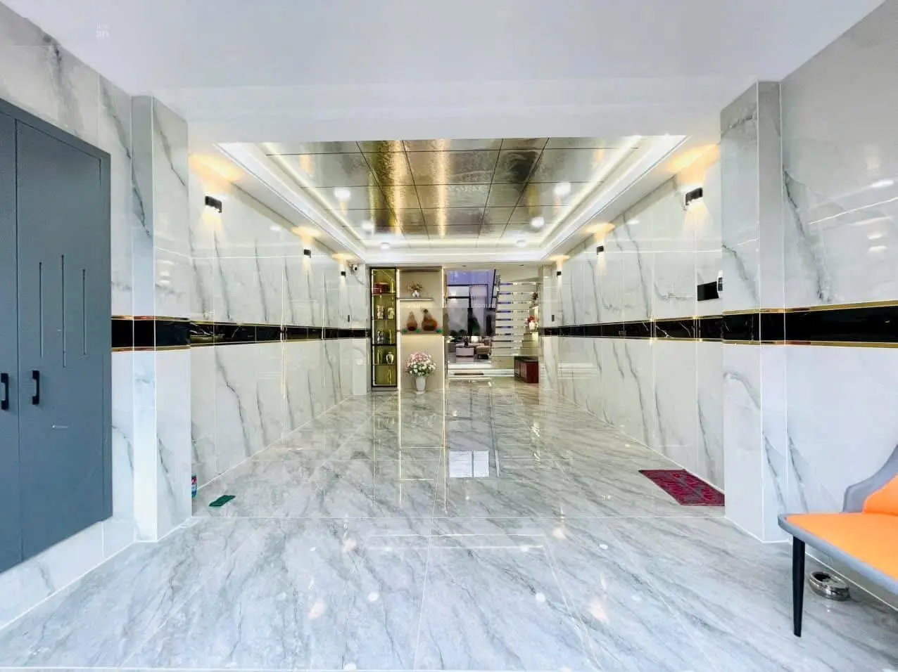 Bán nhà HXH 8m oto thông hẻm 319/47 Lê Văn Thọ P9 4 tầng 4PN 6WC có thang máy 4x18m full nội thất