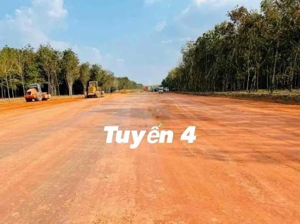 Đất tại tuyến xuyên tâm cạnh tuyến số 4 giá rẻ cần bán nhanh