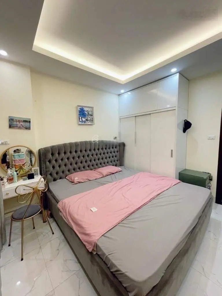 Nhà đẹp 5Tx40 m2, ngã tư Lê Thanh Nghị, Trần Đại Nghĩa, khu Bách Khoa, chỉ 7 tỷ
