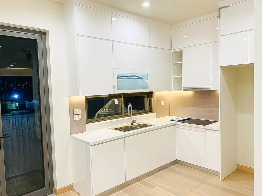 Bán căn shophouse The Manor Nguyễn Xiển, 75m2, 2 mặt tiền, công viên trước nhà