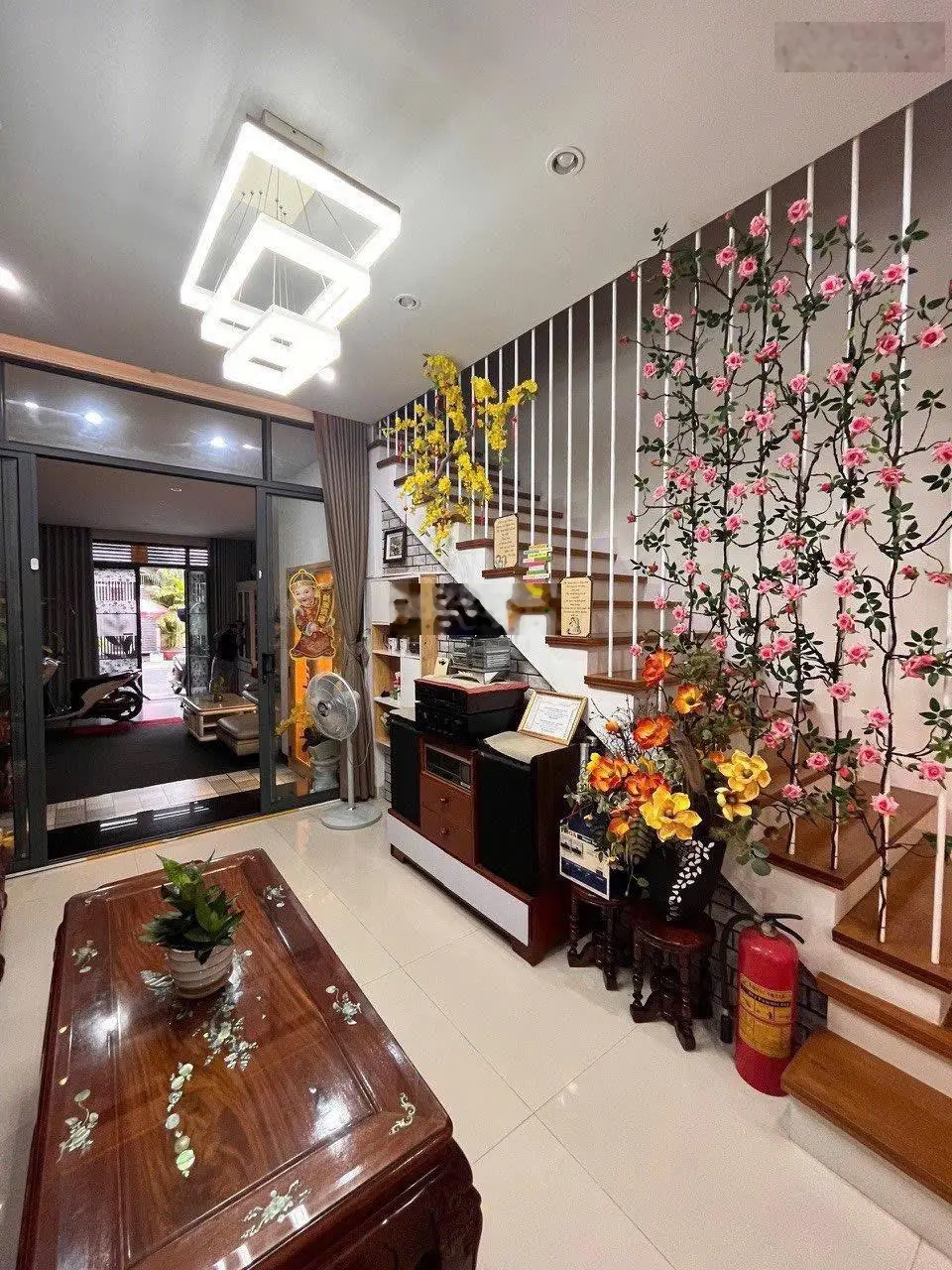 Bán gấp nhà 3 tầng mặt tiền Tạ Xuân Thu - VCN phước Hải, 90m2 có sổ đỏ chỉ 8 tỷ 850