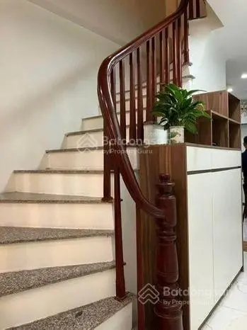 Hiếm có, nhà ĐỘI CẤN-BA ĐÌNH-HÀ NỘI, DT: 31m2 x 3 Tầng-MT: 5m / Giá : 5,35 Tỷ