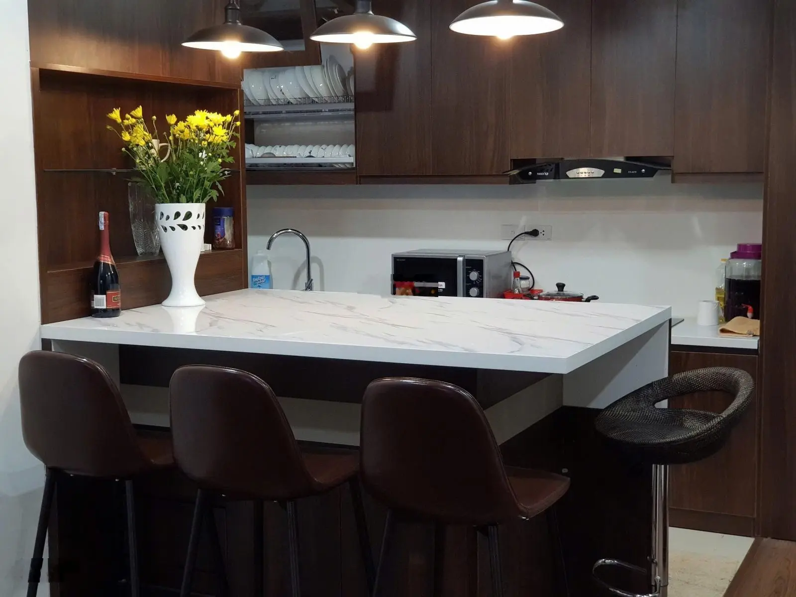 Chính chủ bán CH HANDIRESCO , 100m( 3N, 2W), sẵn sổ full NT. Giá 7,5 tỷ( giá thật không đăng ảo )