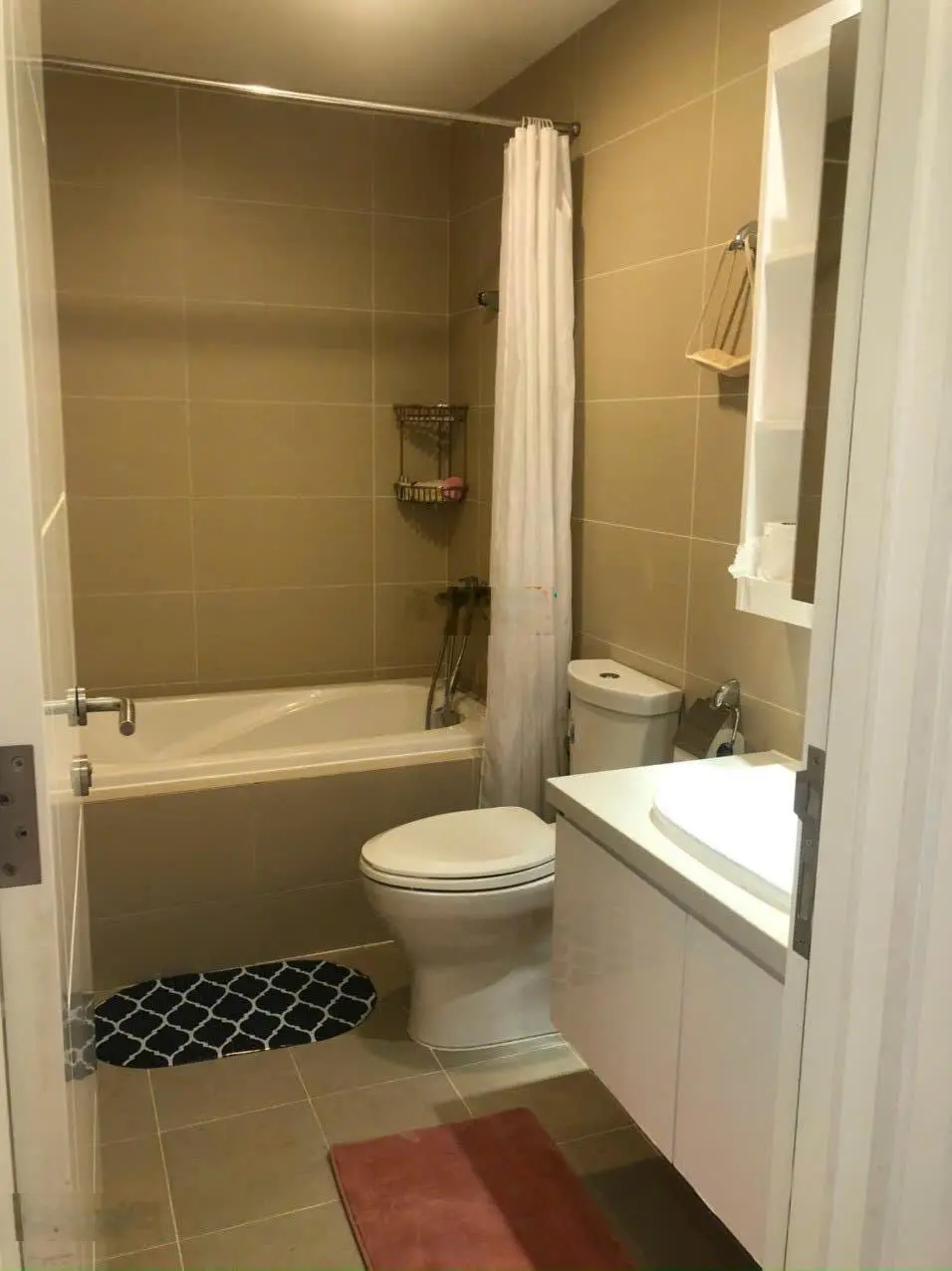Chủ nhà di cư cần bán gấp căn hộ 3PN Masteri Thảo Điền 98m2 giá chỉ 8.3 tỷ