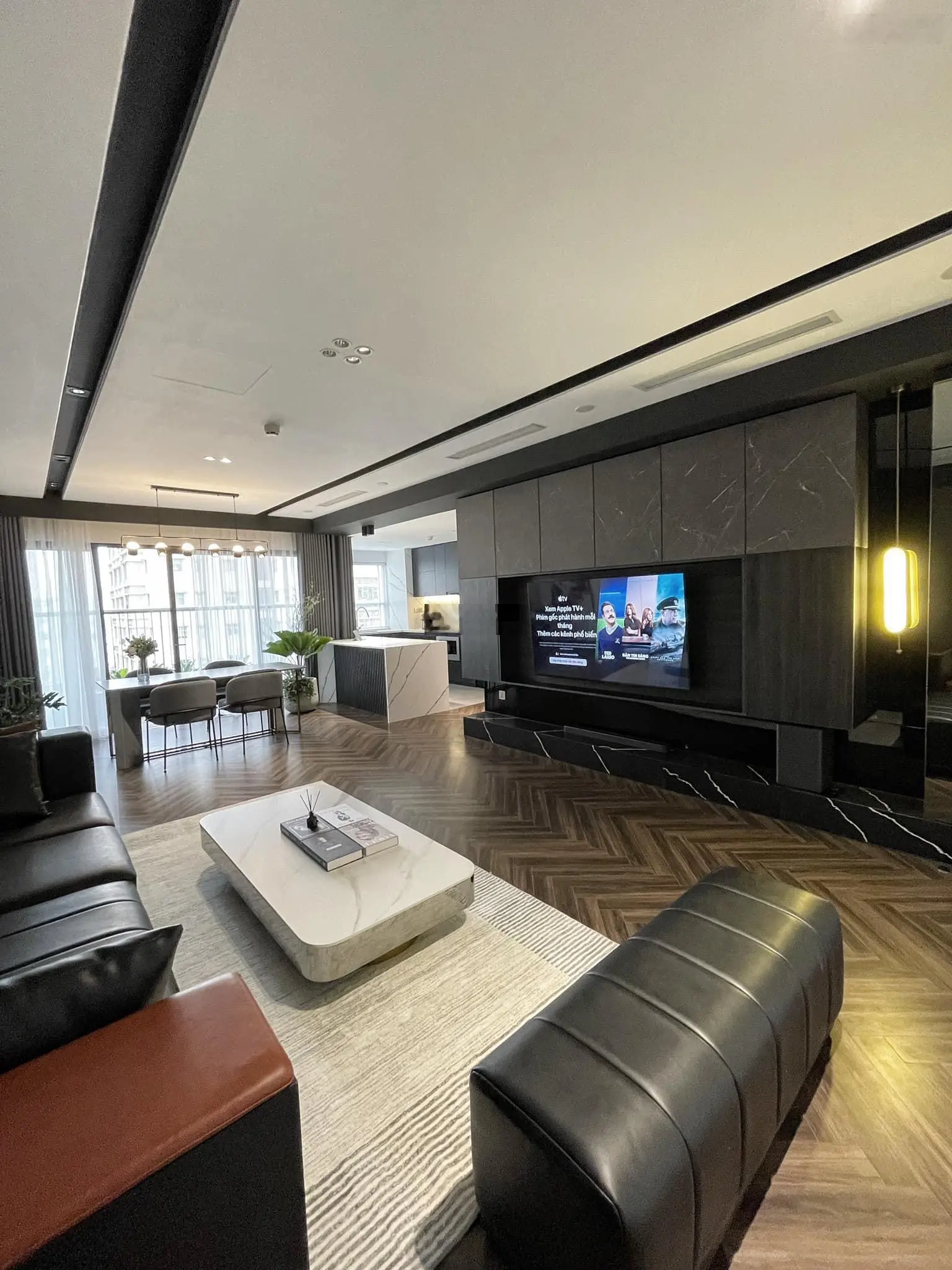 Chính chủ cần bán căn hộ 75m2 tầng có Sân Vườn giá quanh 5 tỷ 6 tỷ 0989 996 ***