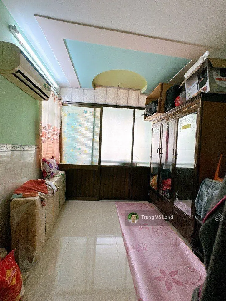 Bán nhà riêng 4,3 tỷ, 20m2, Đoàn Văn Bơ, P10, Q4, HCM, nhà 3 mặt thoáng