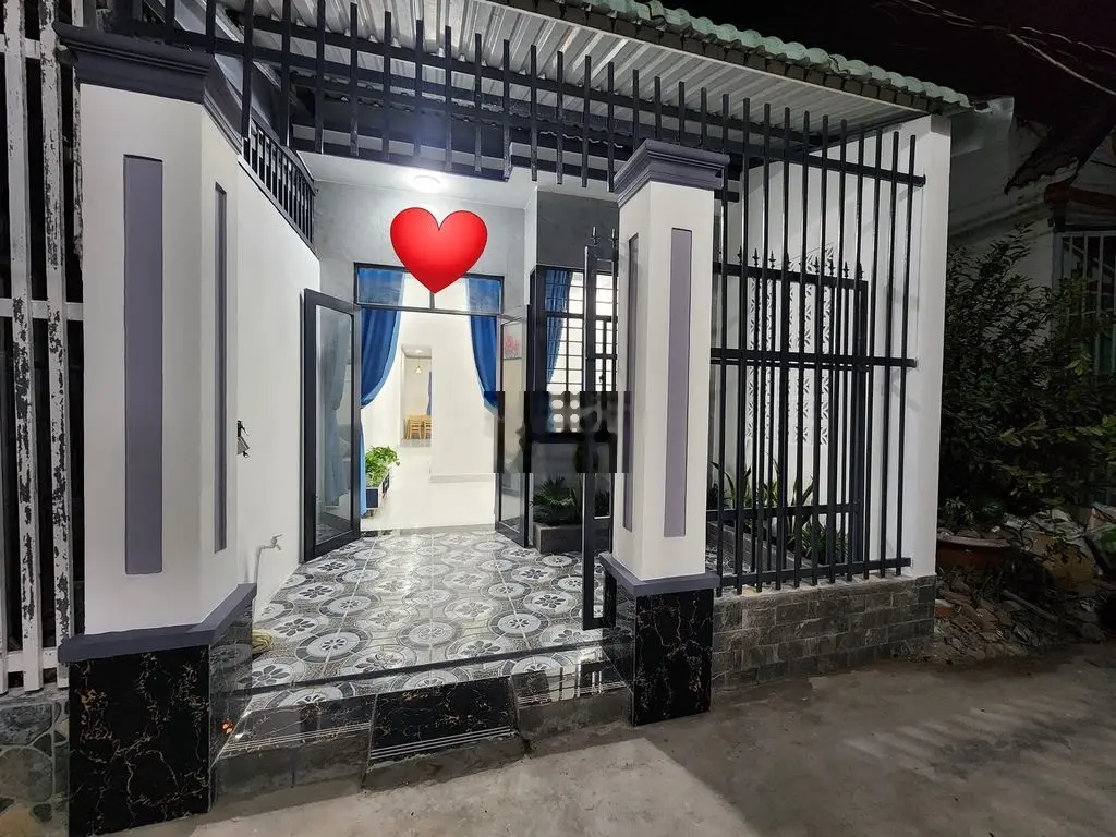 Nhà mới 100% thổ cư nhỏ nhỏ xinh xinh - phú tân - tp bến tre đường ôtô