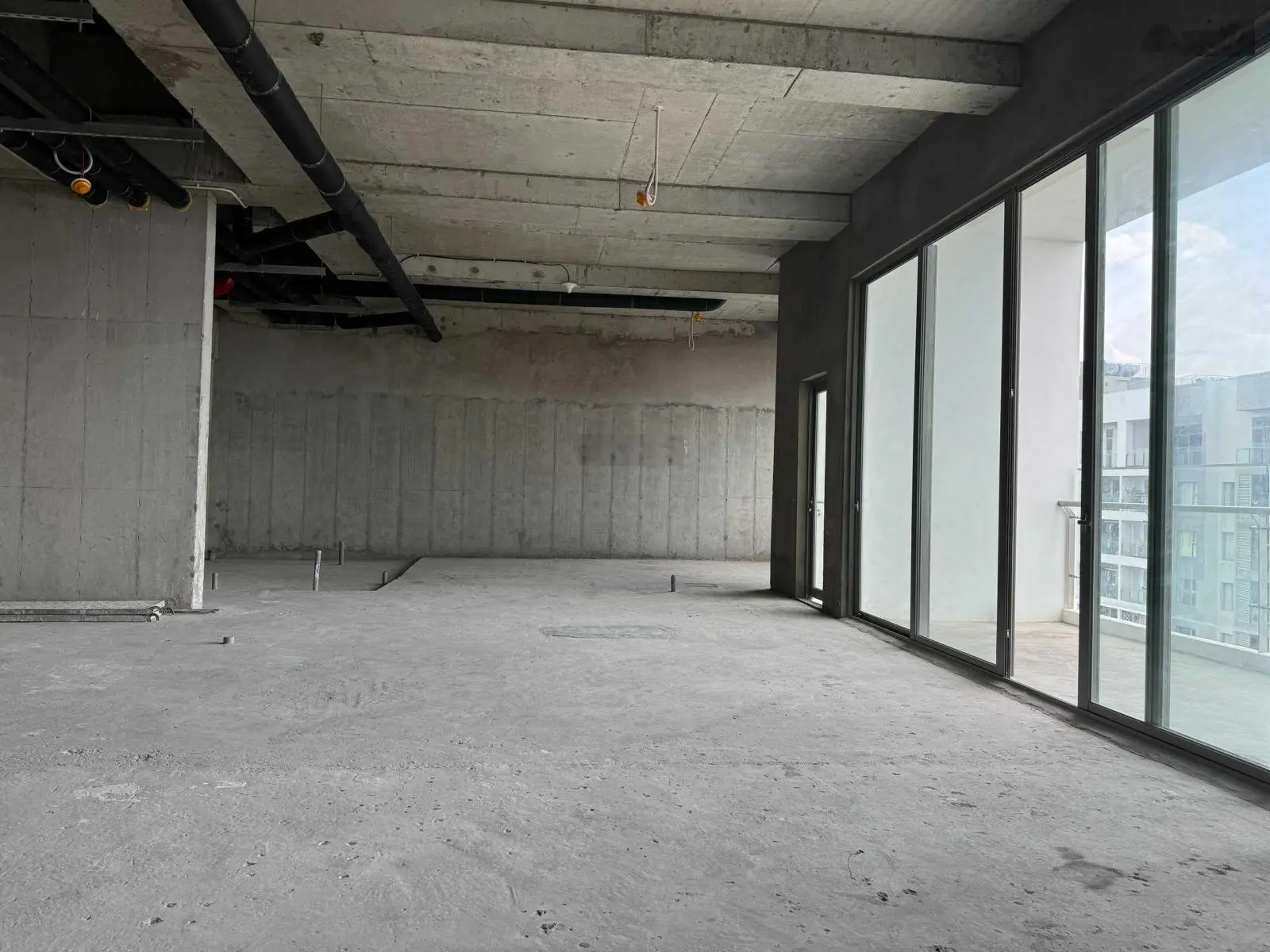 Bán Penthouse 176m2 River Panorama giá 6.8 tỷ 0939 220 ***