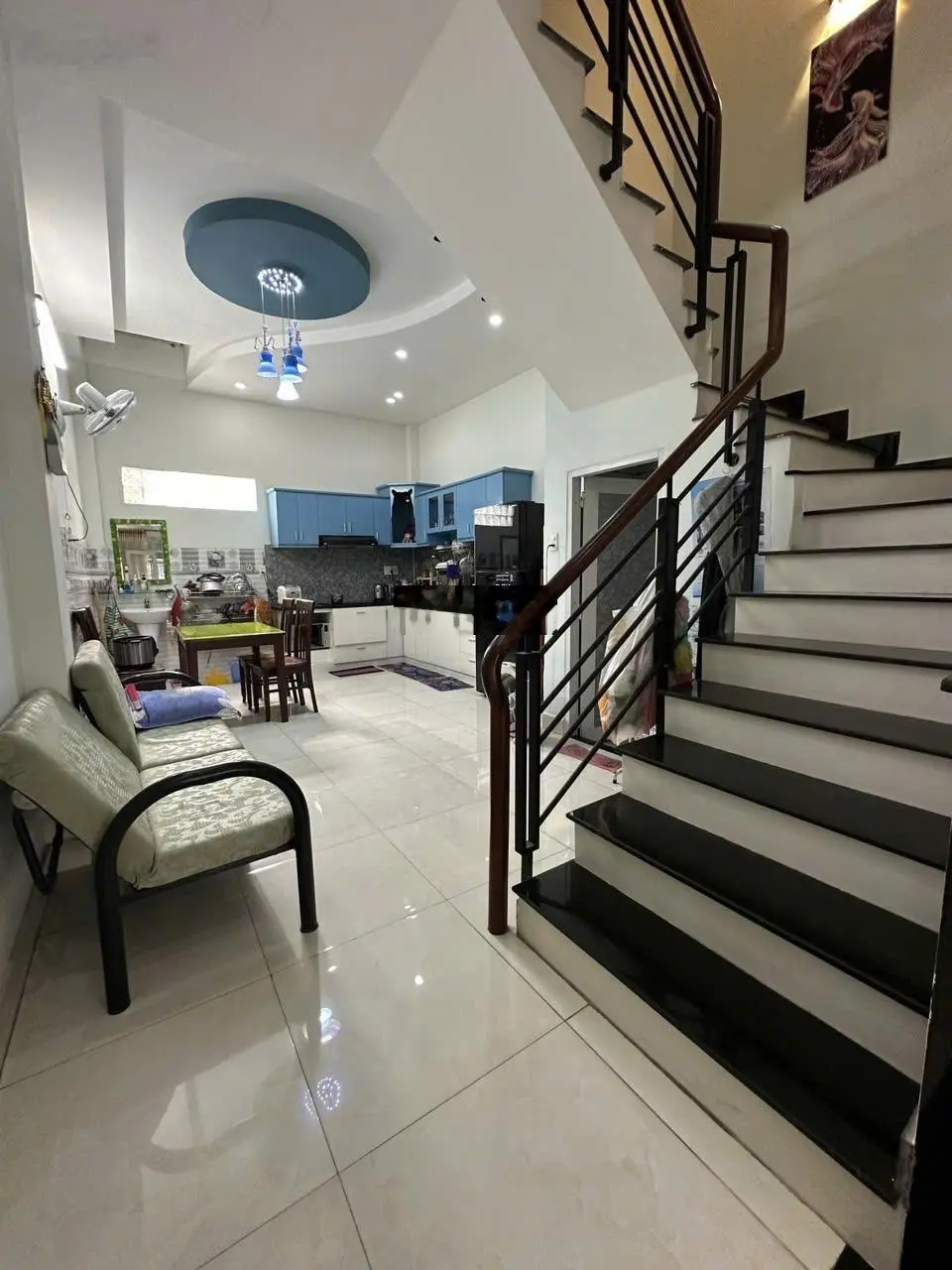Hẻm oto phường linh đông, 1 trệt 2 lầu + st, 4pn, 3wc, cách 20m ra vành đai 2, giá chỉ 6,65 tỷ