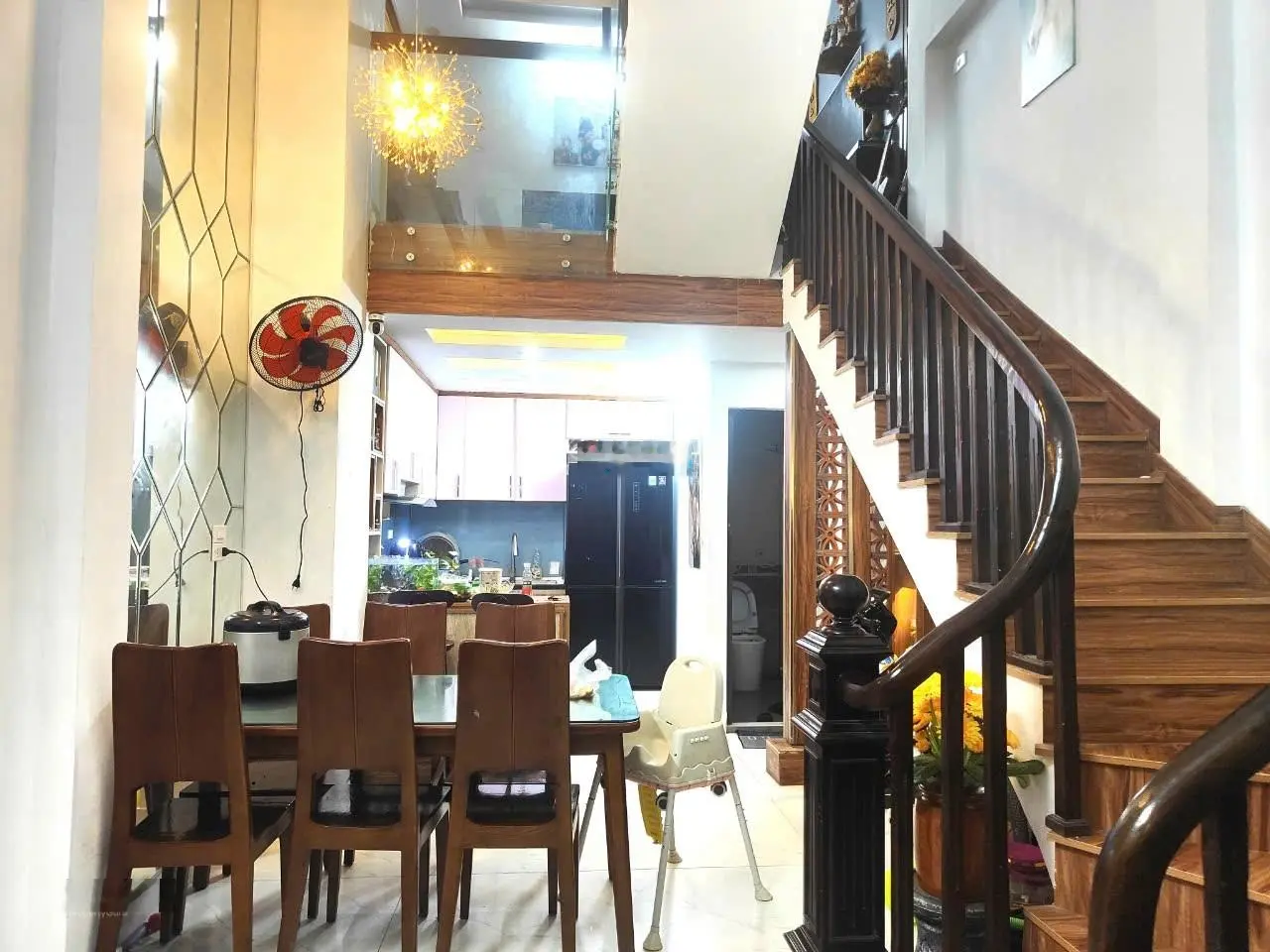 Văn Trì! Nhà đẹp - lô góc - oto đỗ cửa - 5 tầng - 37m2 - 6.28 tỷ