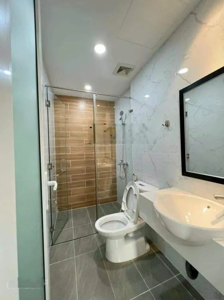 Nhà HXH Nguyễn Thượng Hiền Phường 5 Bình Thạnh, 43m2 giá 3ty7 sổ sẵn
