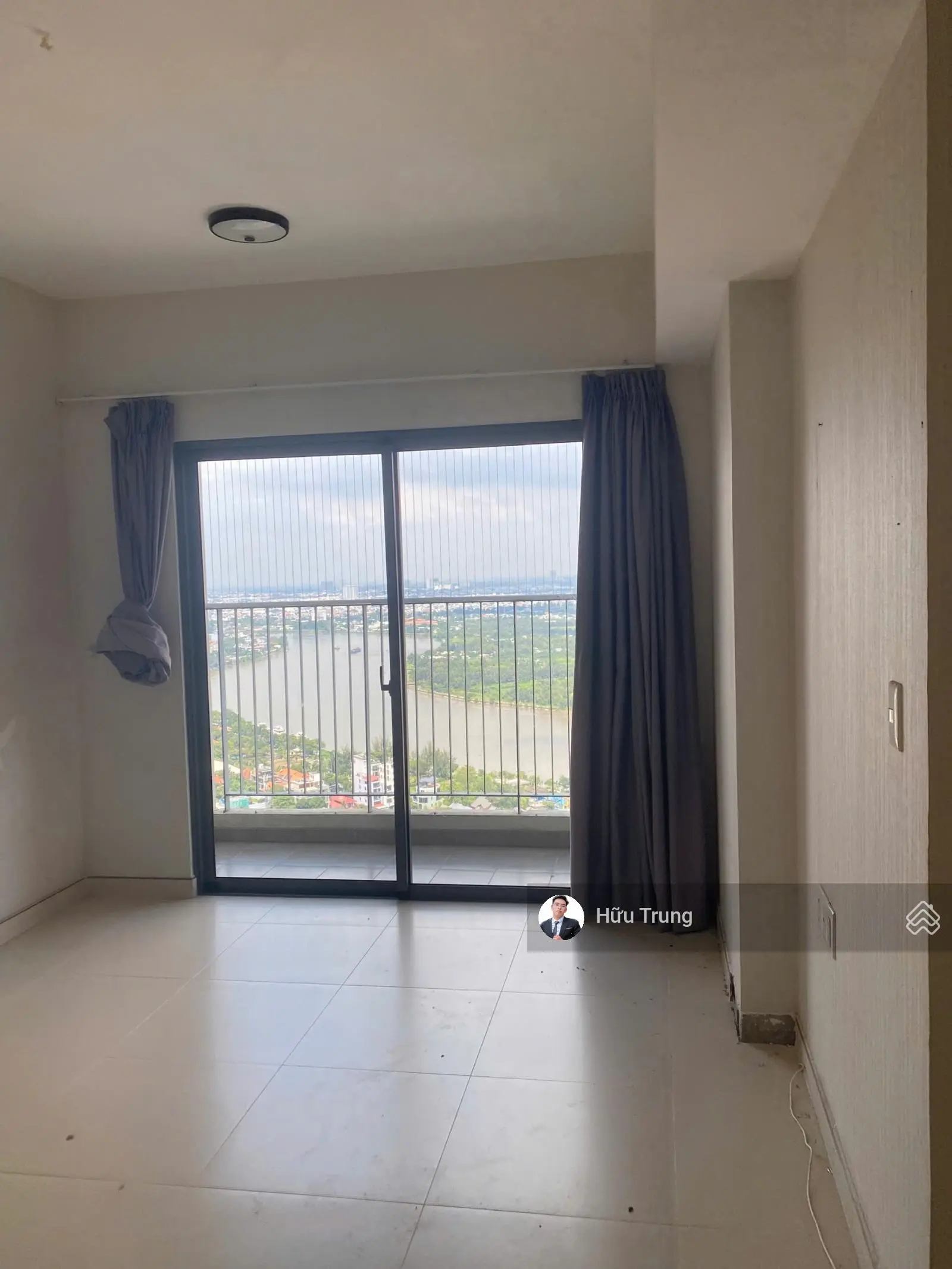 Bán căn hộ 3 phòng ngủ view sông chung cư Masteri Thảo Điền - Gọi em để báo giá tốt nhất
