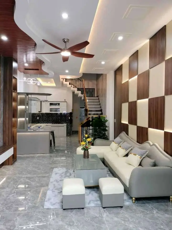 Chào bán nhà 4 tầng mặt tiền tô hiệu