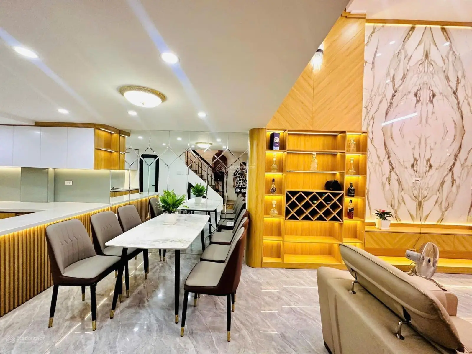 NHÀ KIM MÃ MỚI ĐẸP - CÁCH PHỐ 80M, GẦN VĂN CAO - KHU VÍP - 10 RA HỒ TÂY - 53M CHỈ HƠN 7 TỶ