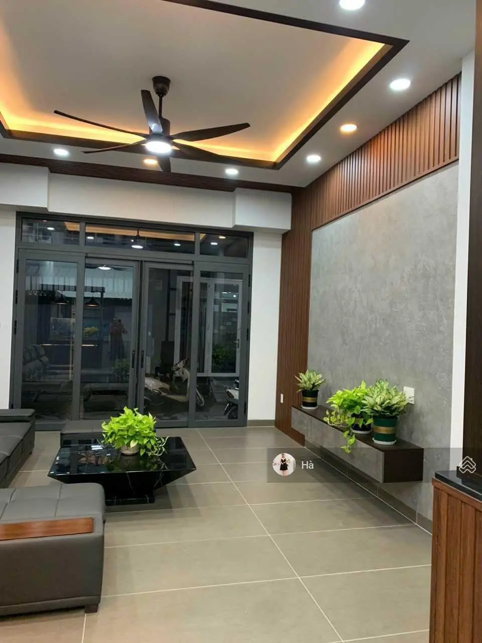 55/39 Tô Hiệu 4x13 đúc lửng 2 lầu sân thượng giá 6.5 tỷ