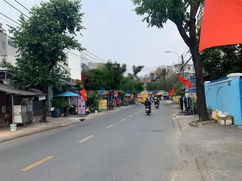Bán nhà riêng 4Bán nhà riêng 4PN, 4WC, 137m2 tại Đường 359, Phước Long B, Q9, TP.HCM, chỉ 13 tỷ VND