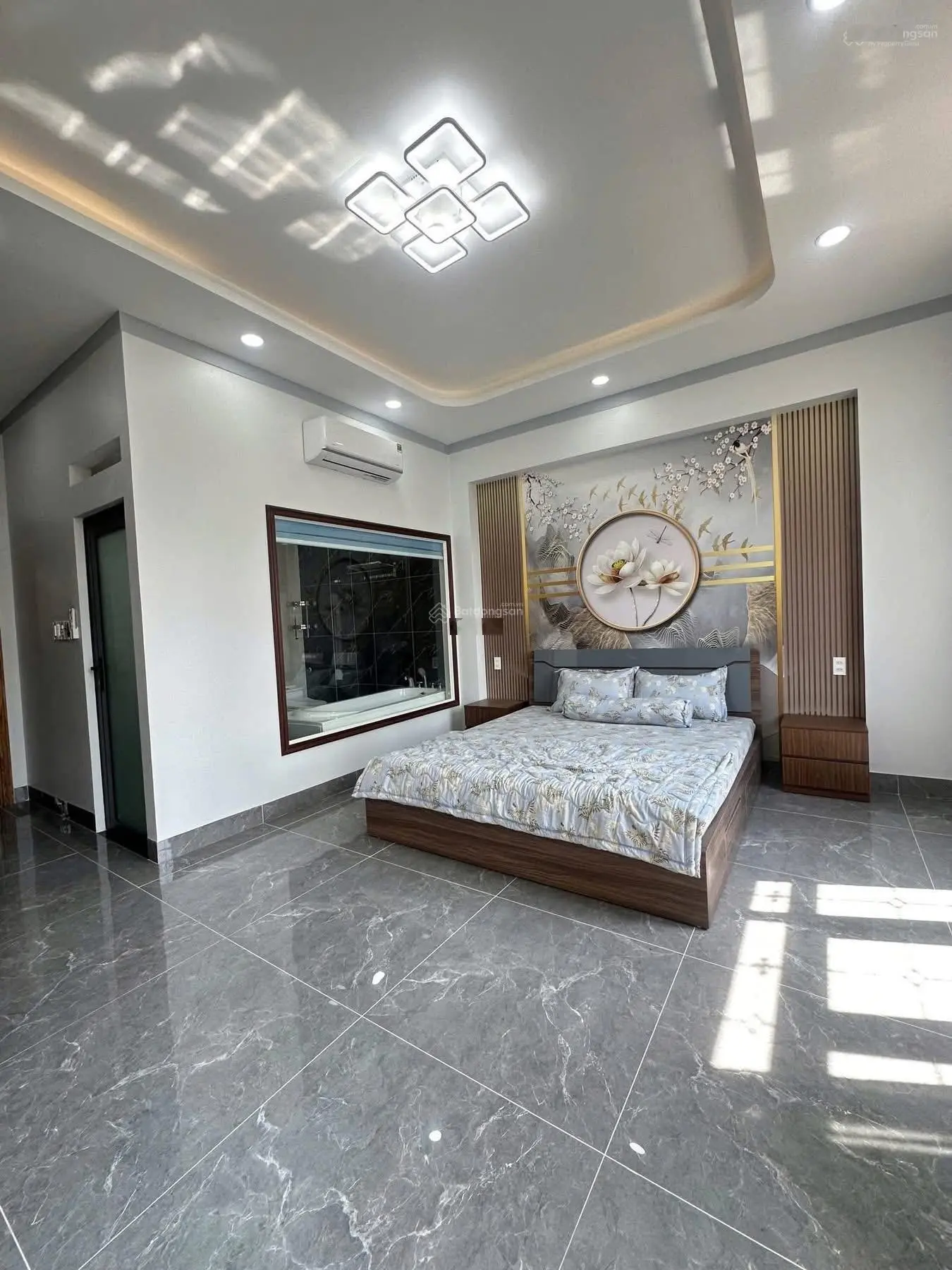 Bán gấp nhà kdc cao cấp tphcm giáp làng đại học quốc gia - 234m2 sàn giá 7,6 tỷ - hướng đông nam