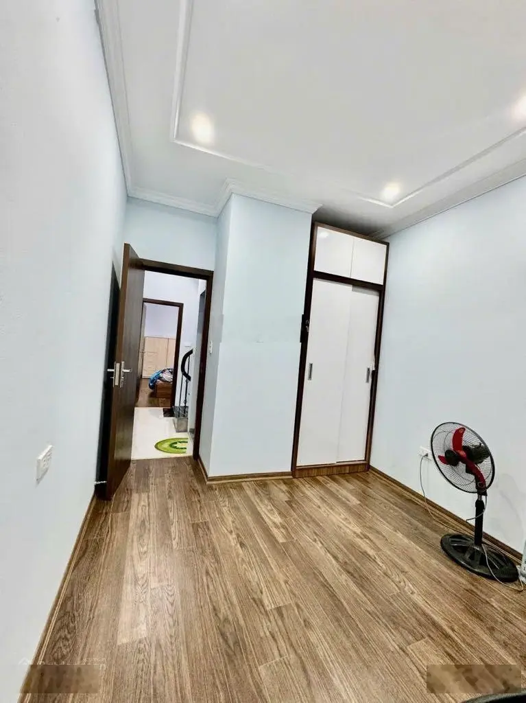 Chính chủ bán nhà Nghĩa Dũng Ba Đình, ngõ phân lô, thông các ngả, ô tô, chỉ 6,2 tỷ