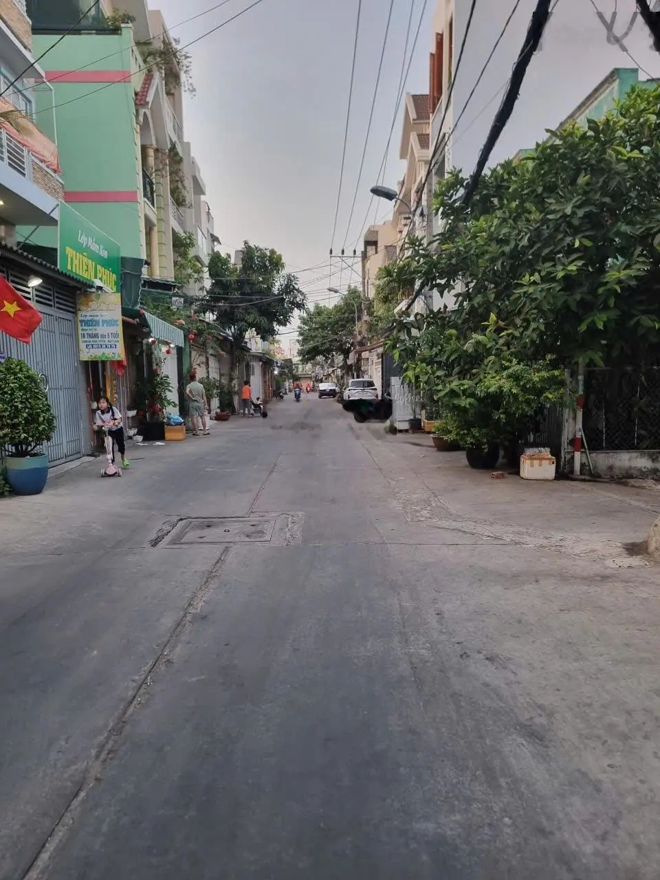 Bán nhà BT góc 2 MT đường 8m Thoại Ngọc Hầu DT 8,5m x 17,5m đúc 3.5 tấm giá 20 tỷ