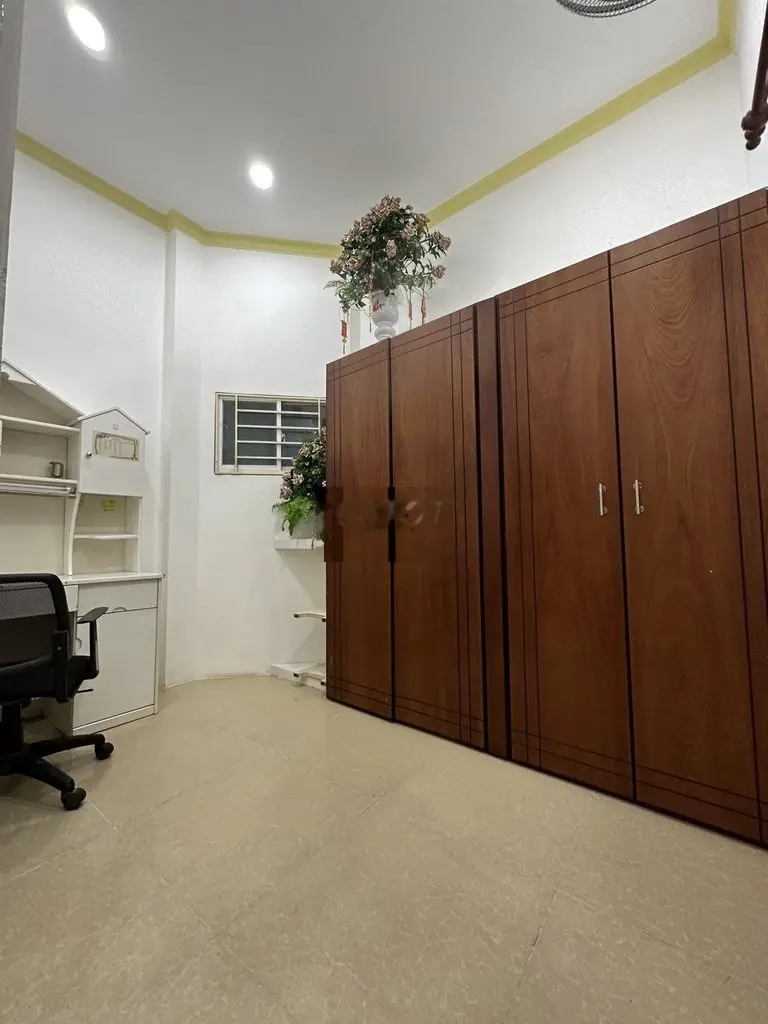 Bán nhà 5,6 tỷ, diện tích 55m2 tại Đường Huỳnh Mẫn Đạt, Phường 7, Quận 5, Hồ Chí Minh